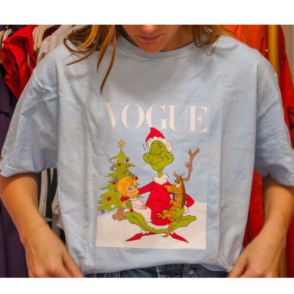 Nwt grinch vogue t shirt